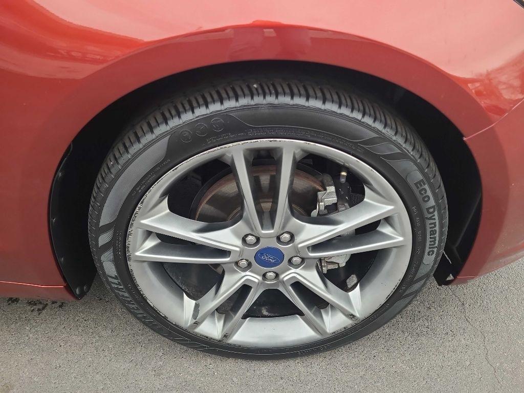 Ford Fusion 4dr Sdn Titanium FWD 2014