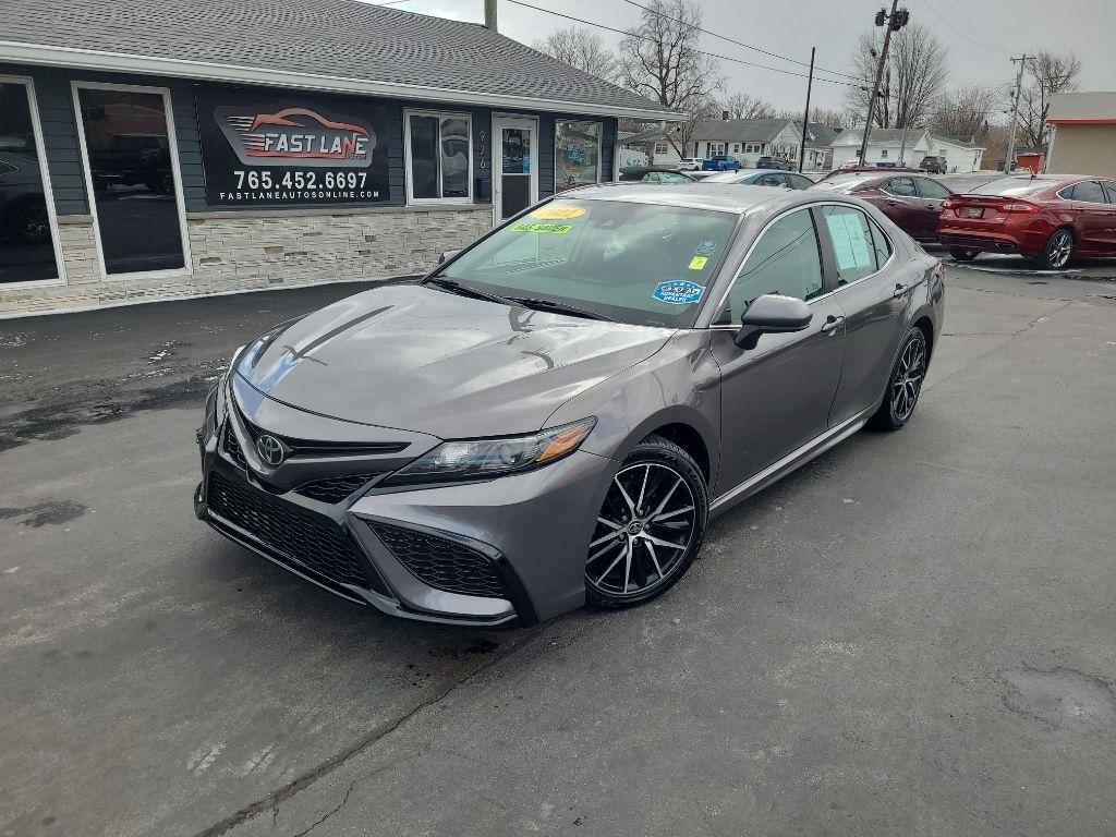 Toyota Camry SE Nightshade Auto (Natl) 2021