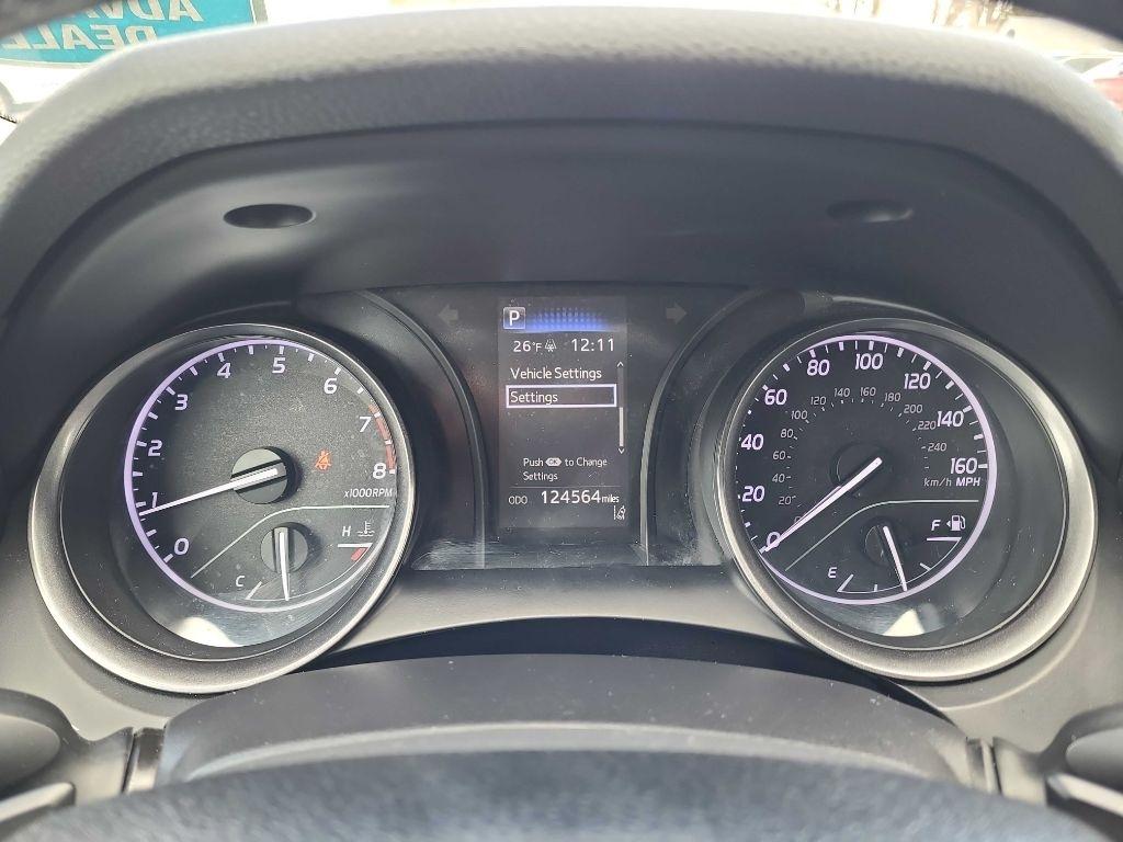 Toyota Camry SE Nightshade Auto (Natl) 2021