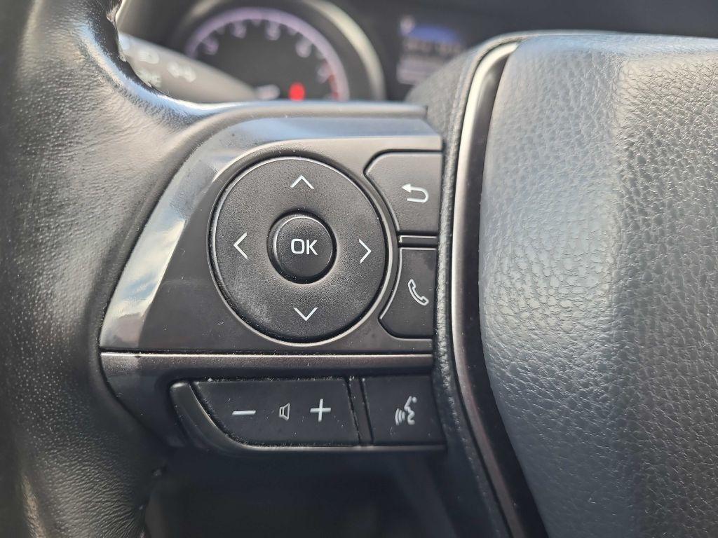 Toyota Camry SE Nightshade Auto (Natl) 2021