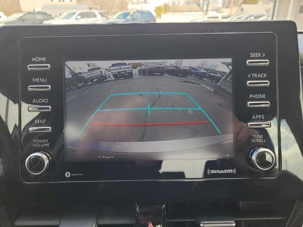 Toyota Camry SE Nightshade Auto (Natl) 2021