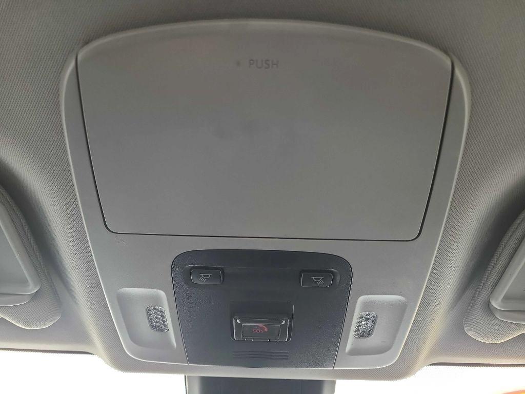 Toyota Camry SE Nightshade Auto (Natl) 2021