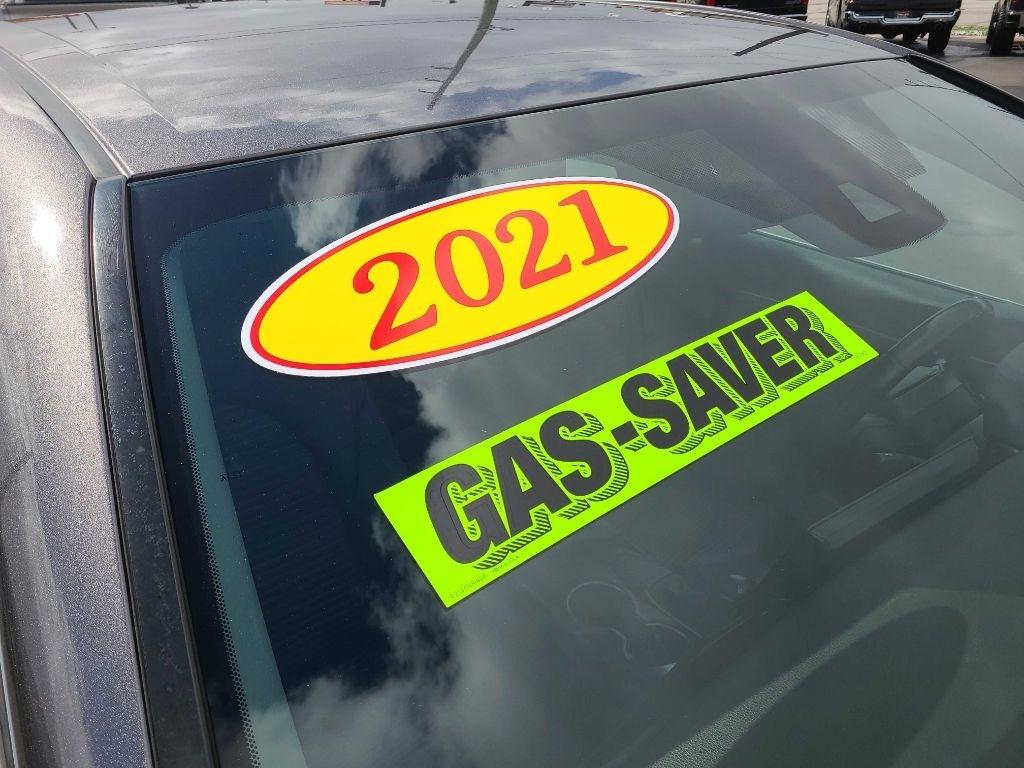 Toyota Camry SE Nightshade Auto (Natl) 2021