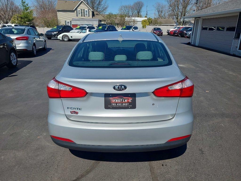 Kia Forte 4dr Sdn Auto LX 2015