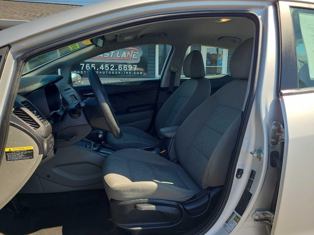 Kia Forte 4dr Sdn Auto LX 2015