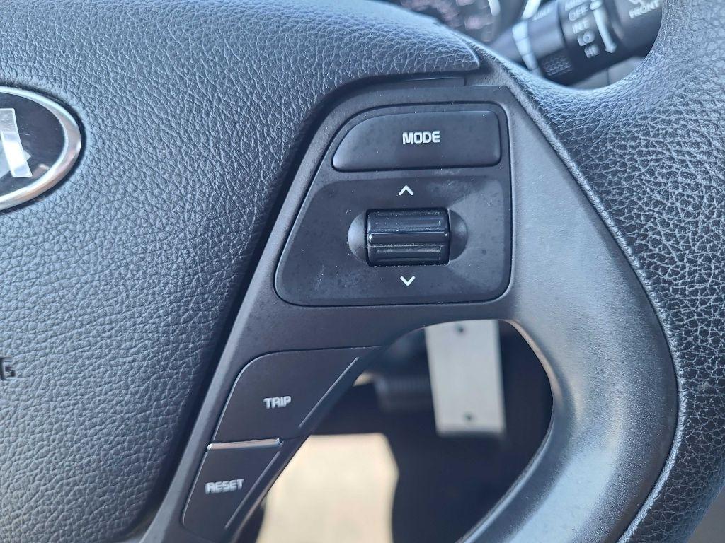 Kia Forte 4dr Sdn Auto LX 2015