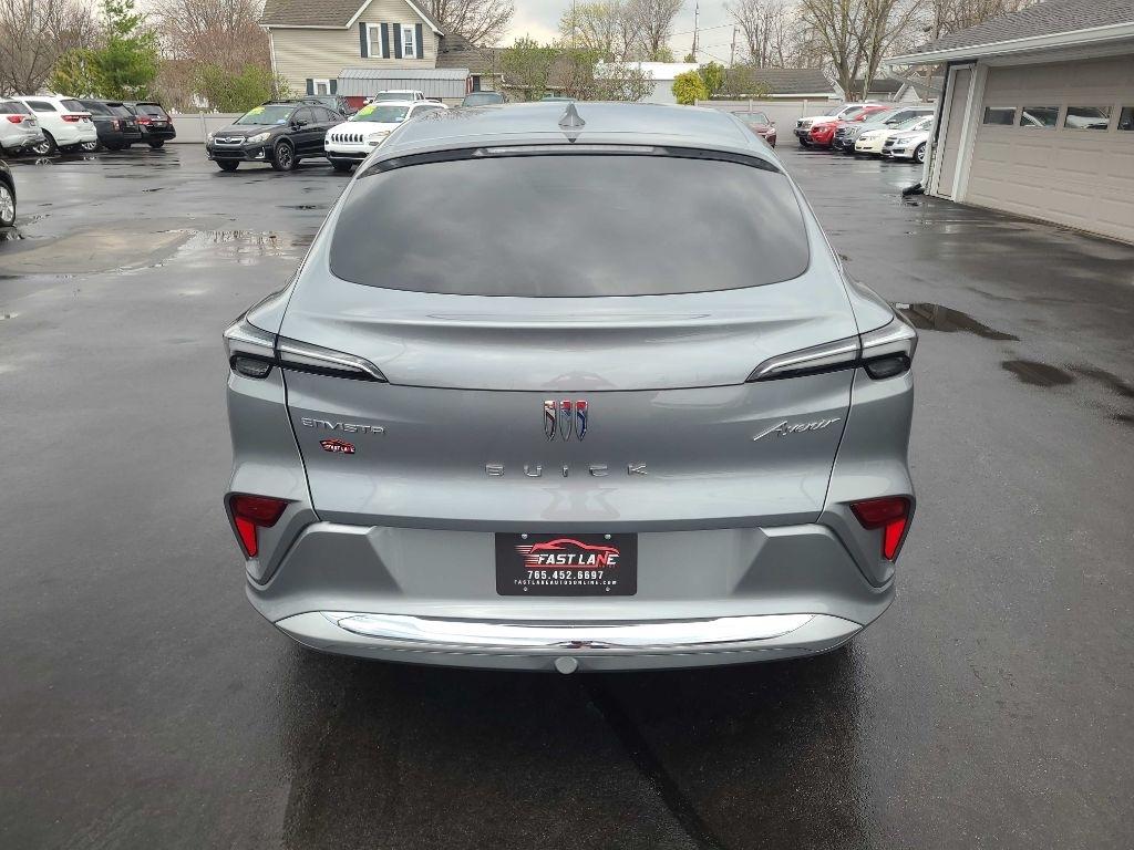 Buick Envista FWD 4dr Avenir 2024