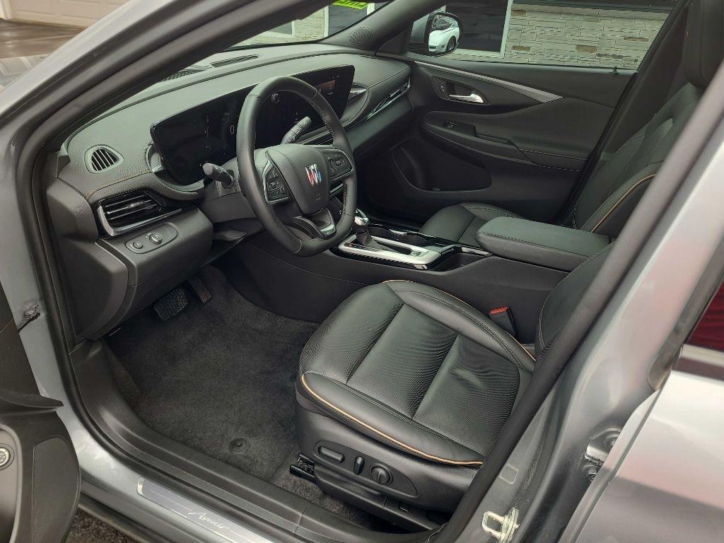 Buick Envista FWD 4dr Avenir 2024