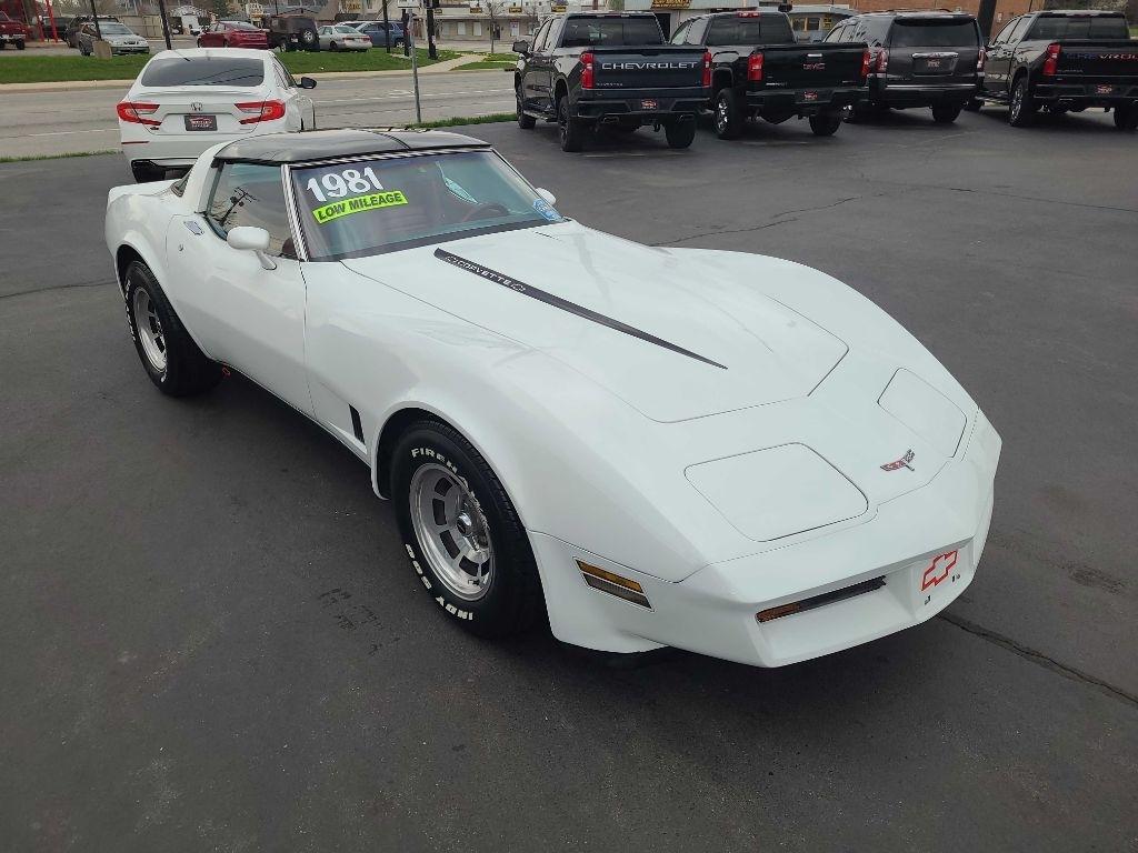 Chevrolet Corvette 1LT Coupe Automatic 1981