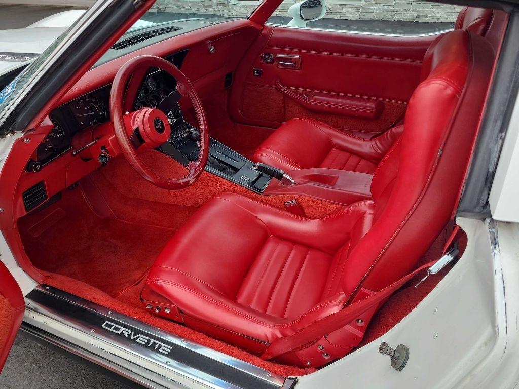 Chevrolet Corvette 1LT Coupe Automatic 1981