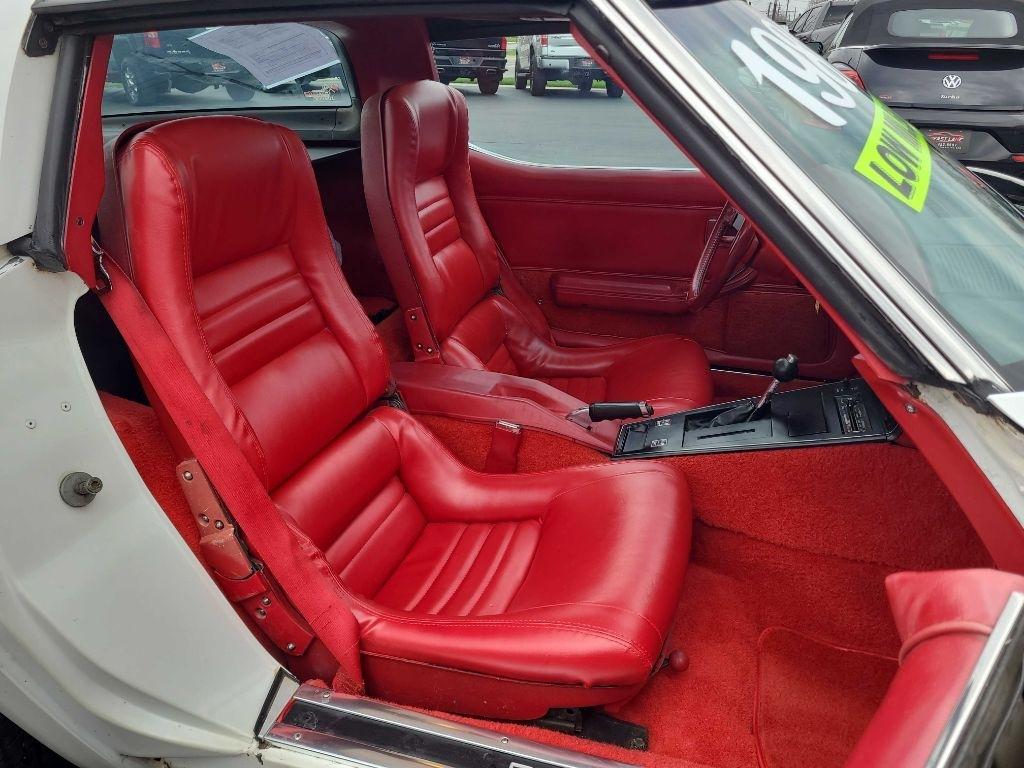 Chevrolet Corvette 1LT Coupe Automatic 1981