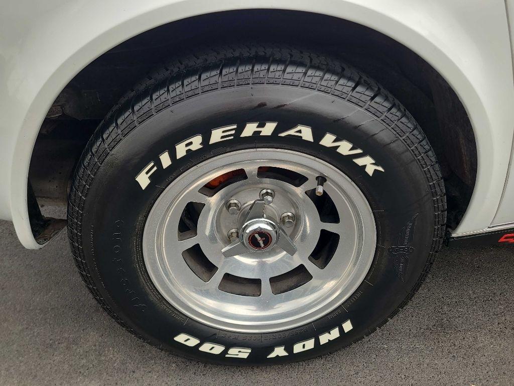 Chevrolet Corvette 1LT Coupe Automatic 1981