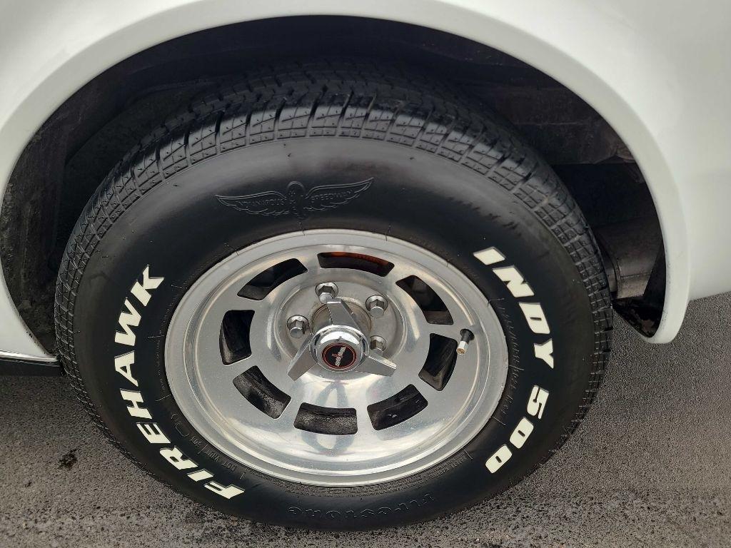 Chevrolet Corvette 1LT Coupe Automatic 1981