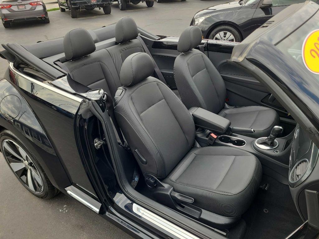 Volkswagen Beetle Convertible 2dr DSG 2.0T R-Line 2014