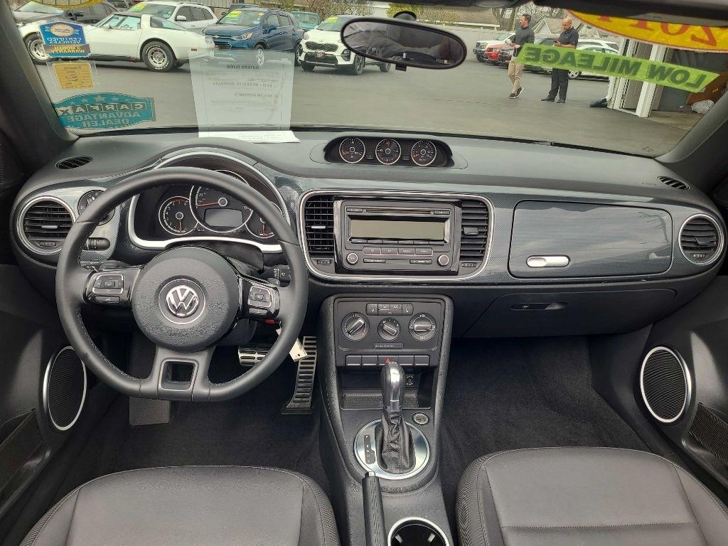 Volkswagen Beetle Convertible 2dr DSG 2.0T R-Line 2014