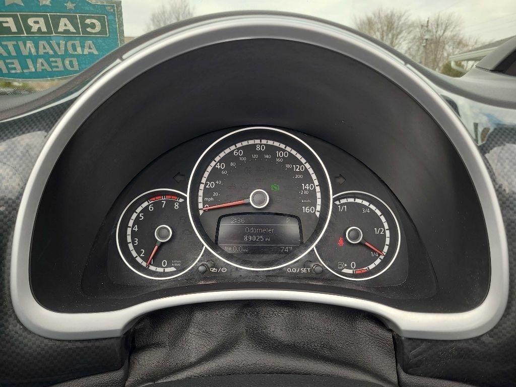 Volkswagen Beetle Convertible 2dr DSG 2.0T R-Line 2014