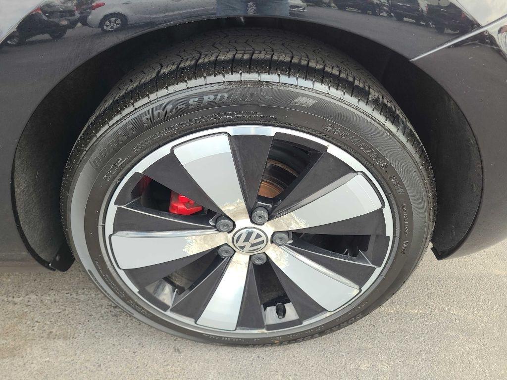 Volkswagen Beetle Convertible 2dr DSG 2.0T R-Line 2014