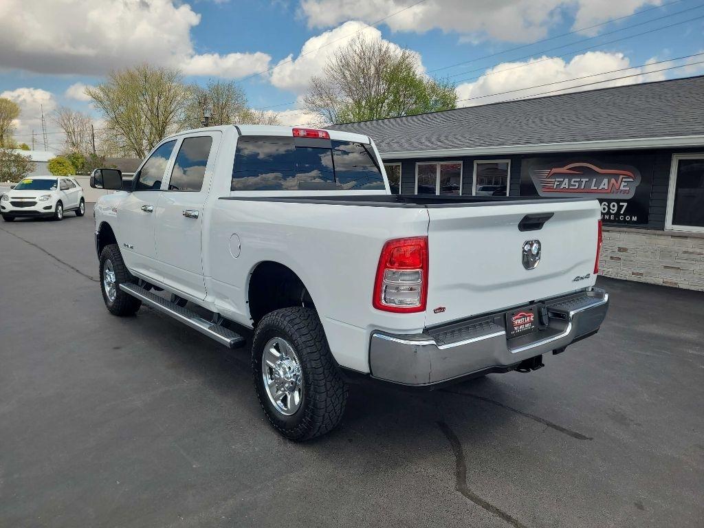 RAM 2500 Tradesman 4x4 Crew Cab 6'4" Box 2022