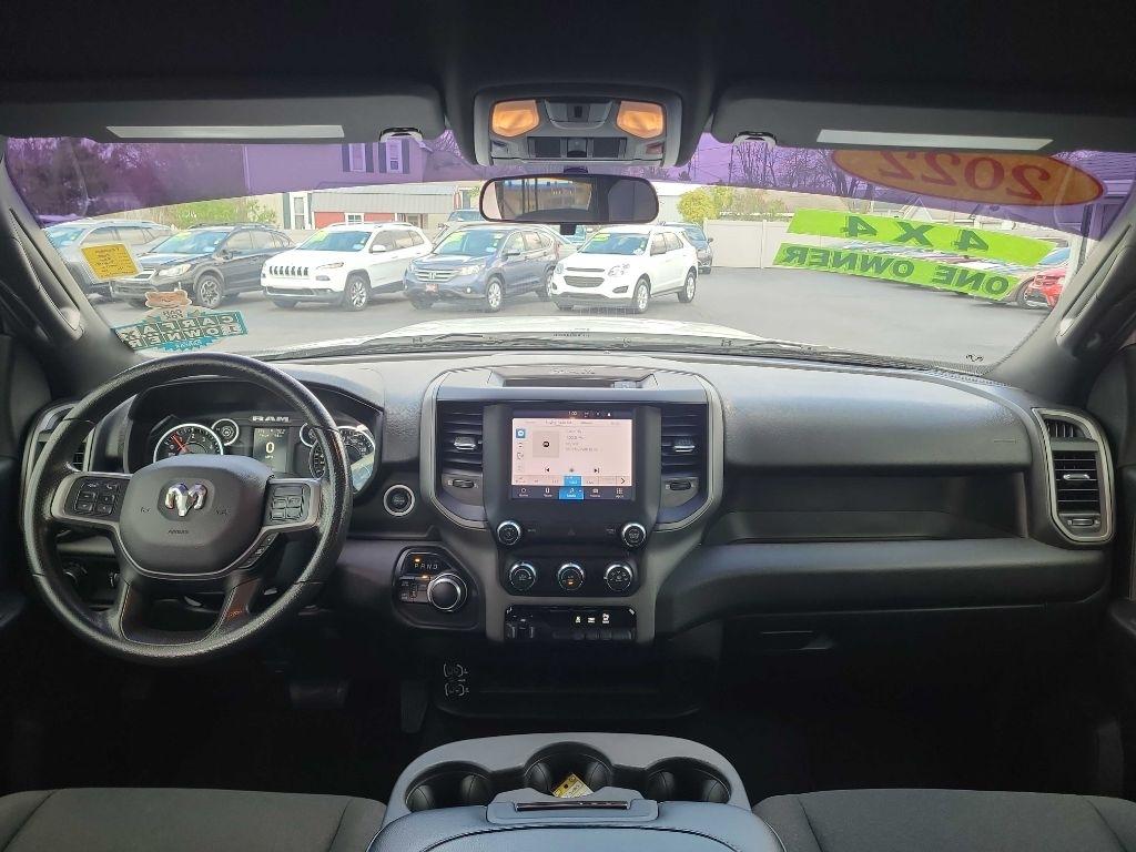 RAM 2500 Tradesman 4x4 Crew Cab 6'4" Box 2022