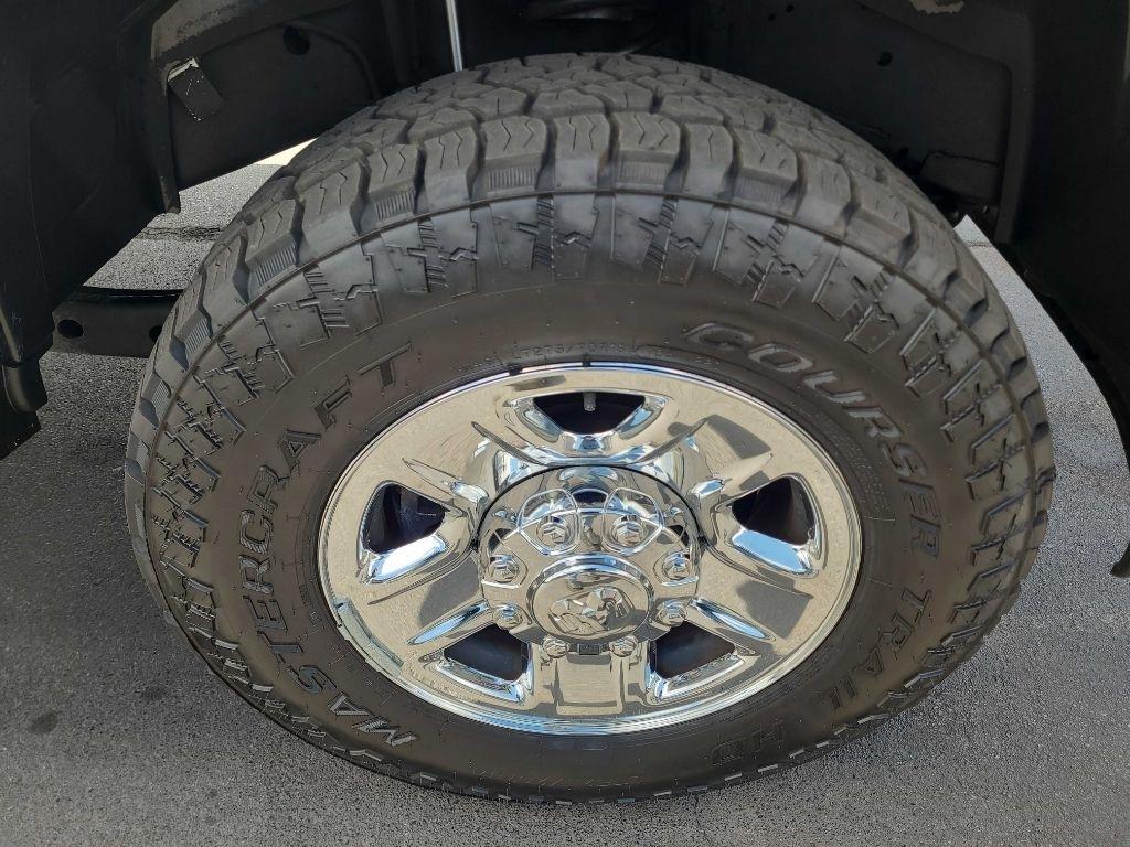 RAM 2500 Tradesman 4x4 Crew Cab 6'4" Box 2022