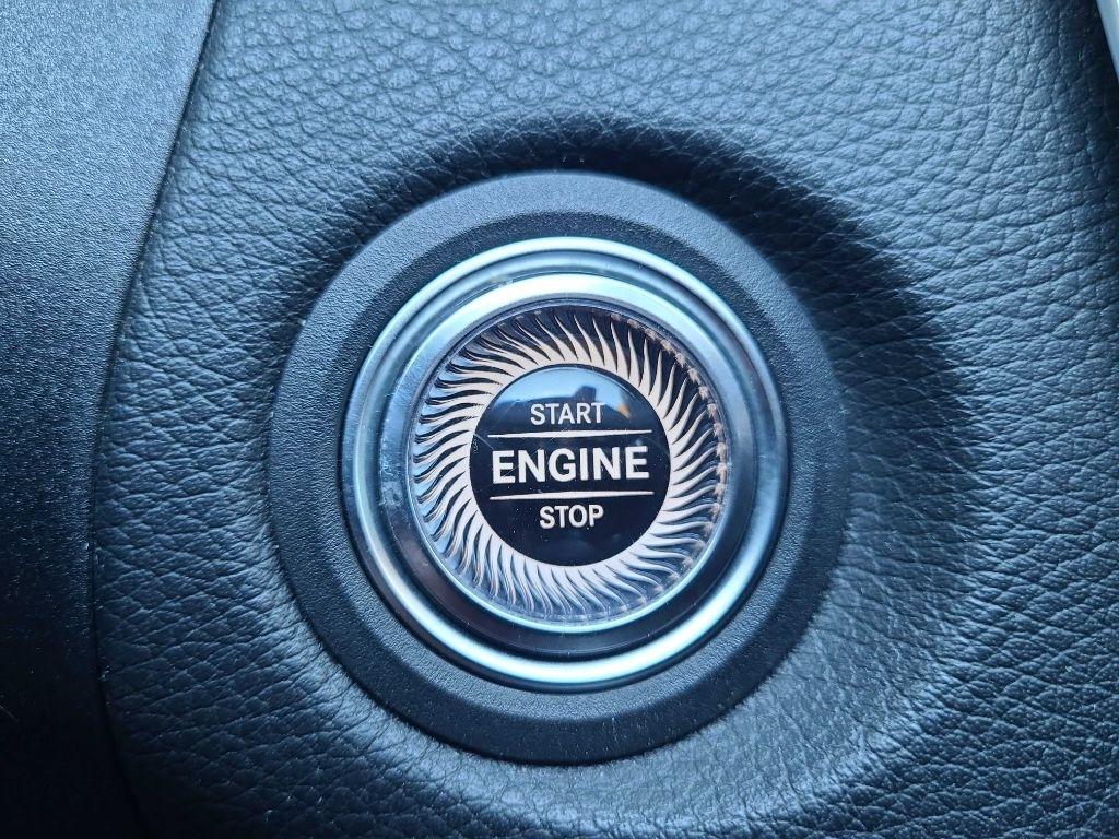 Mercedes-Benz C-Class C 300 4MATIC Sedan 2019