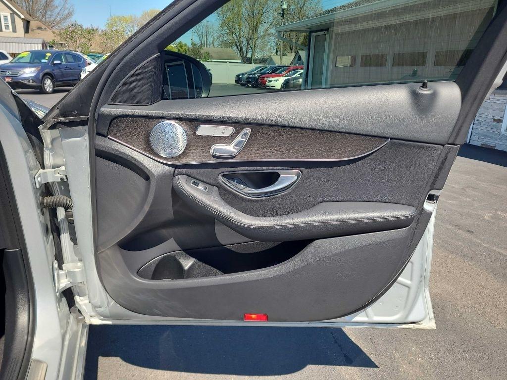 Mercedes-Benz C-Class C 300 4MATIC Sedan 2019