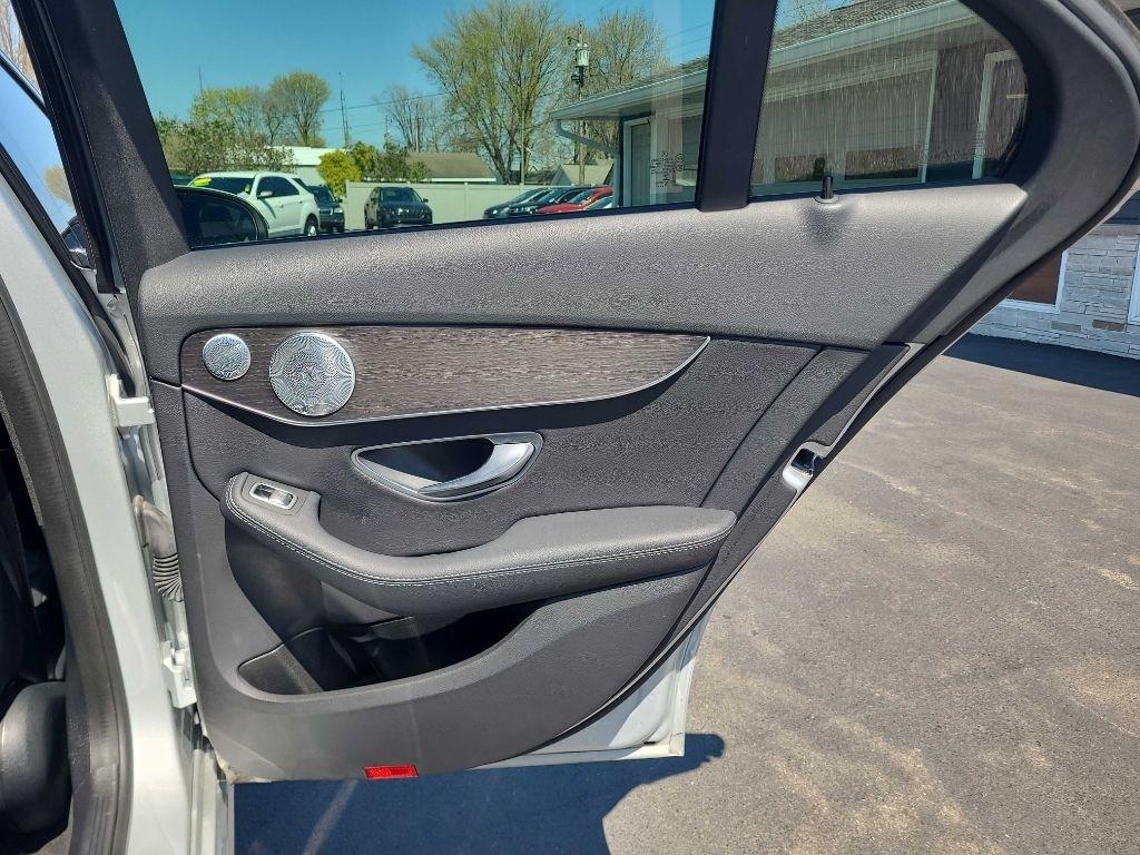 Mercedes-Benz C-Class C 300 4MATIC Sedan 2019