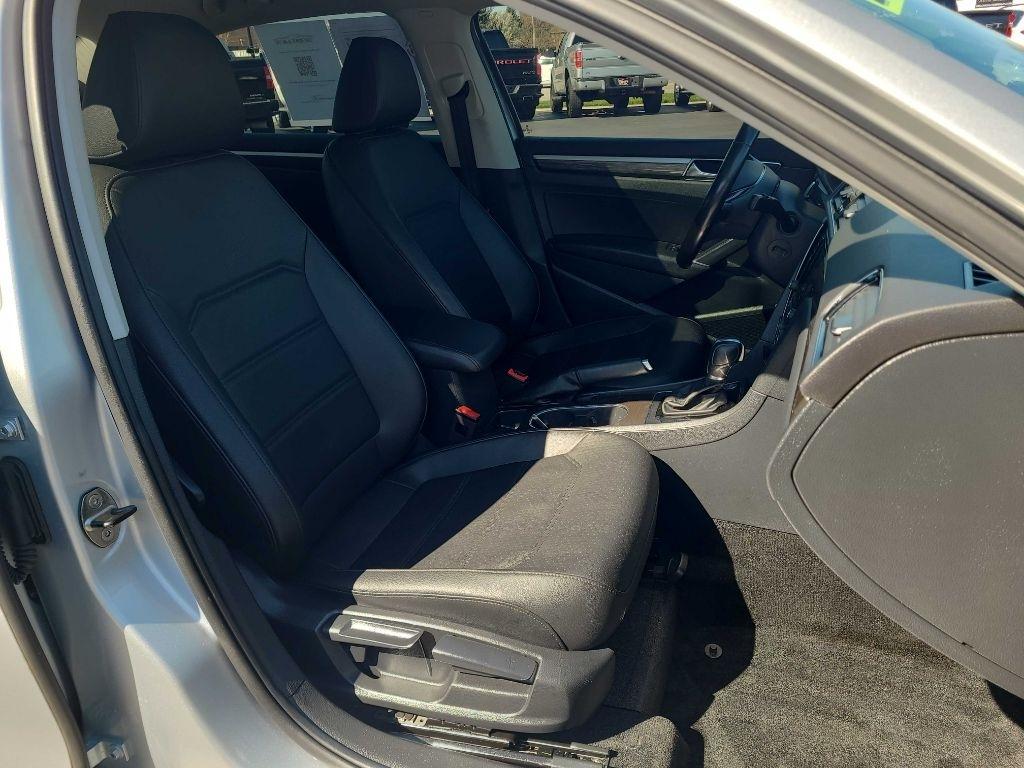 Volkswagen Passat 2.0T SE Auto 2018