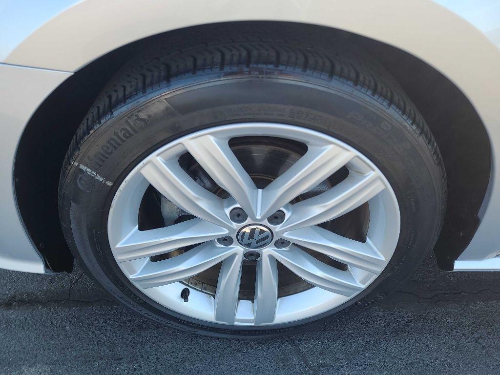 Volkswagen Passat 2.0T SE Auto 2018