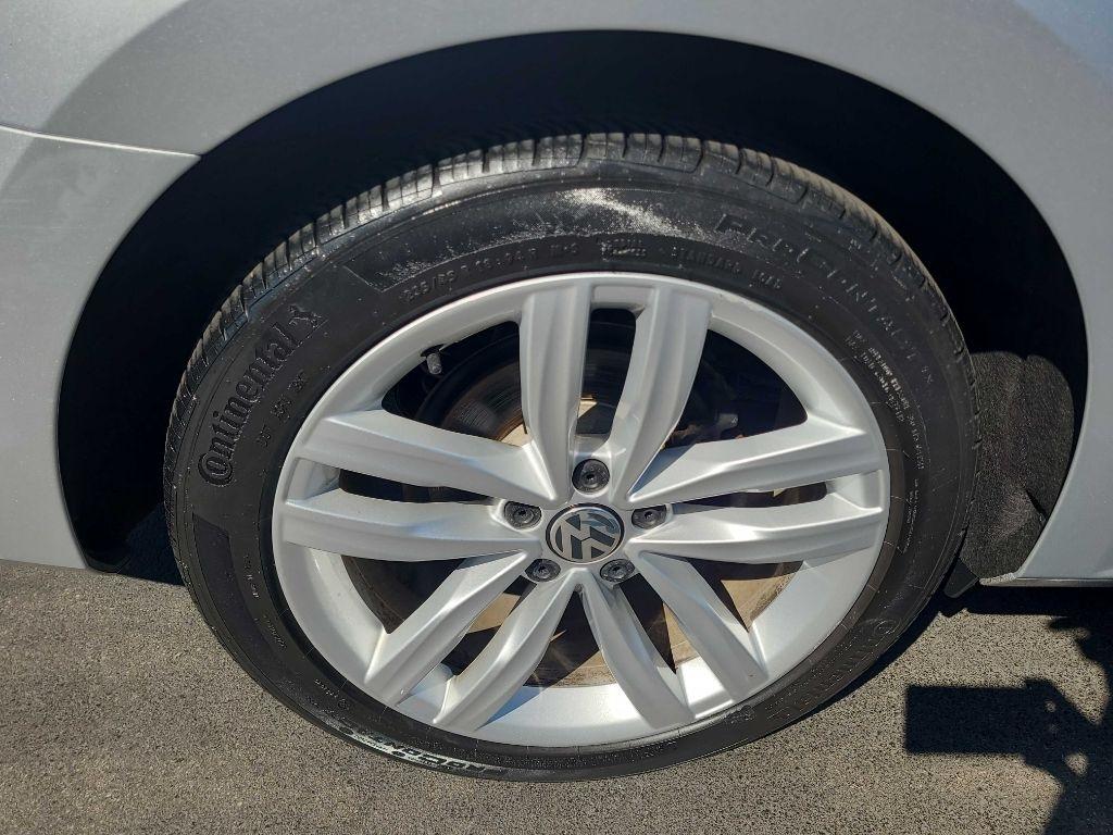 Volkswagen Passat 2.0T SE Auto 2018
