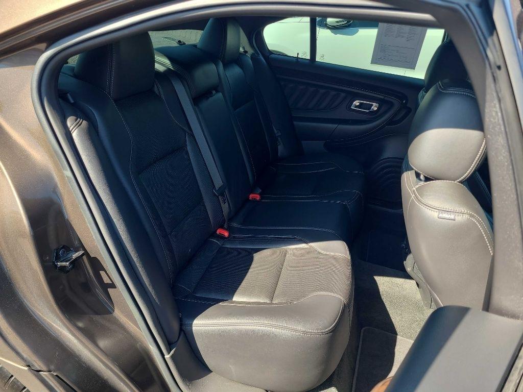 Ford Taurus 4dr Sdn Limited AWD 2016