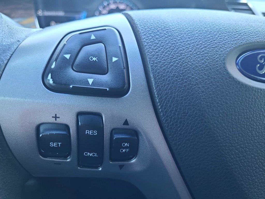 Ford Taurus 4dr Sdn Limited AWD 2016