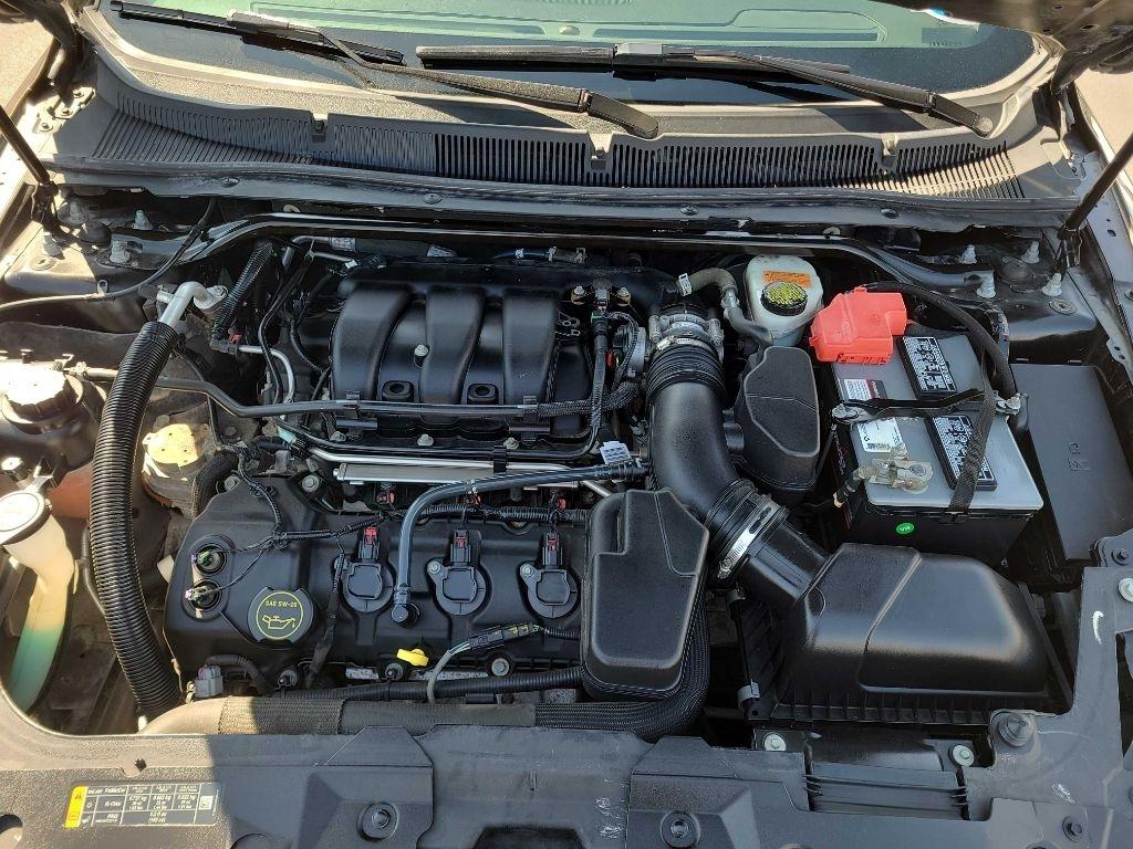 Ford Taurus 4dr Sdn Limited AWD 2016