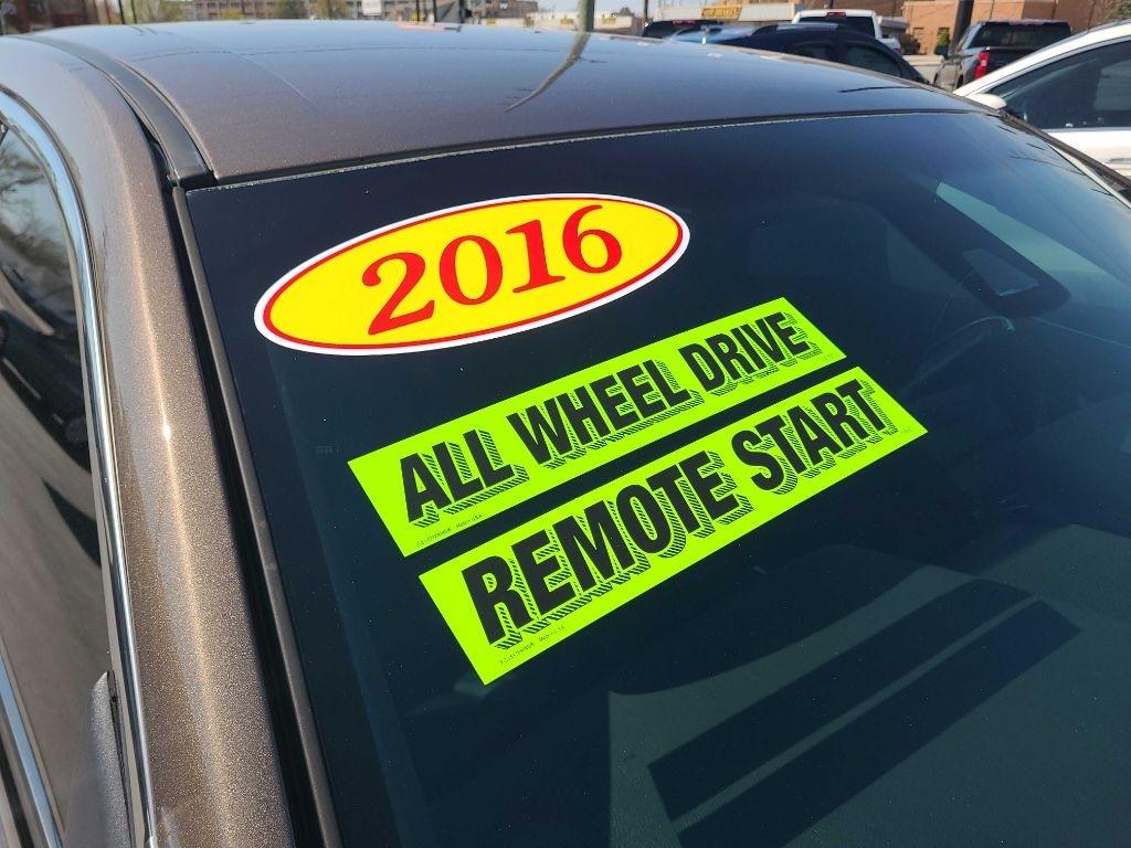 Ford Taurus 4dr Sdn Limited AWD 2016