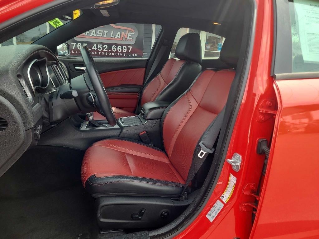 Dodge Charger 4dr Sdn RT RWD 2015