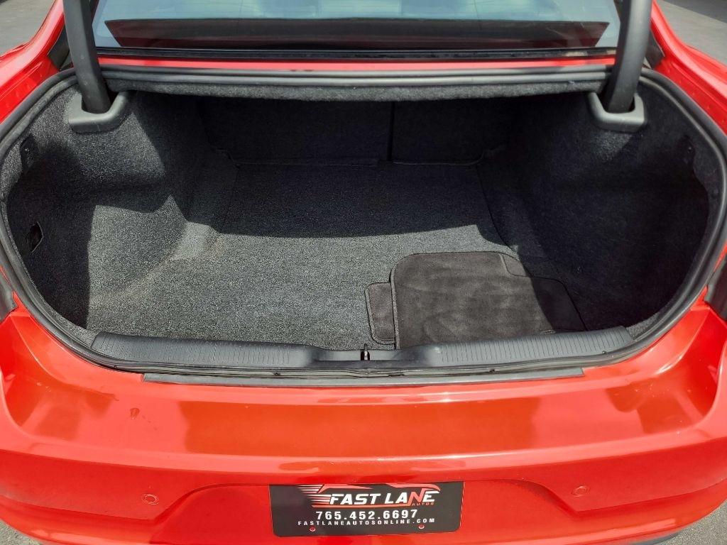 Dodge Charger 4dr Sdn RT RWD 2015