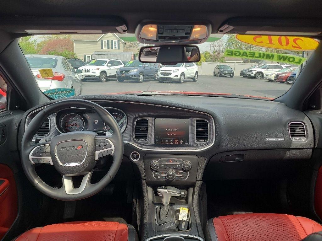 Dodge Charger 4dr Sdn RT RWD 2015