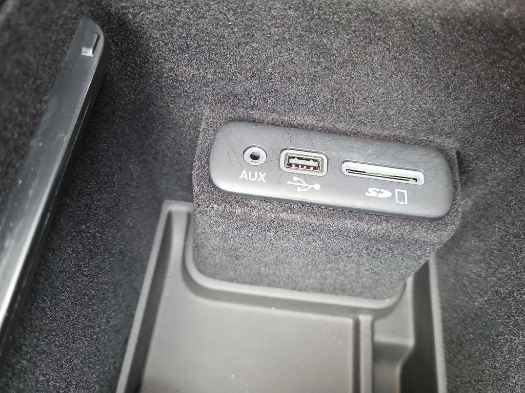 Dodge Charger 4dr Sdn RT RWD 2015