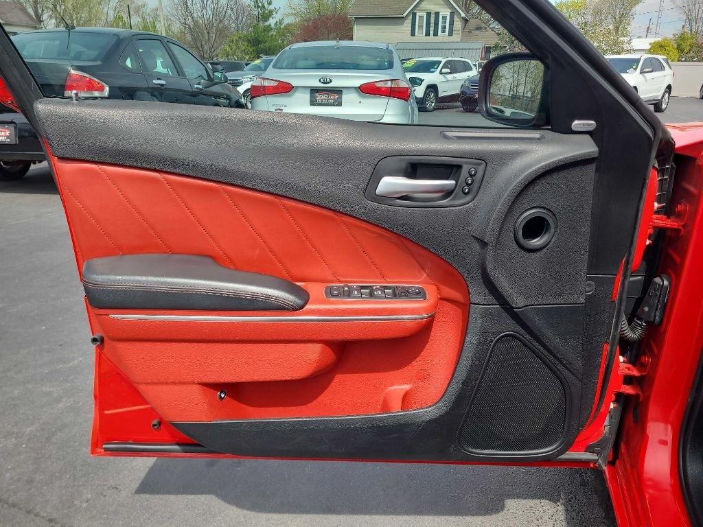 Dodge Charger 4dr Sdn RT RWD 2015