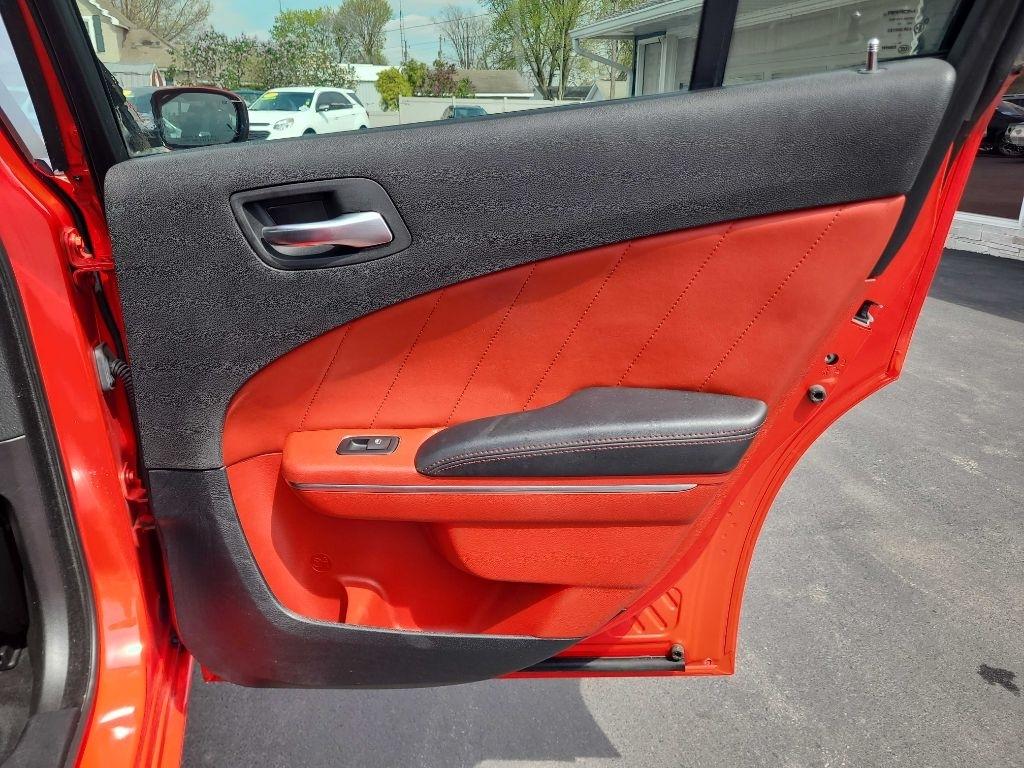 Dodge Charger 4dr Sdn RT RWD 2015