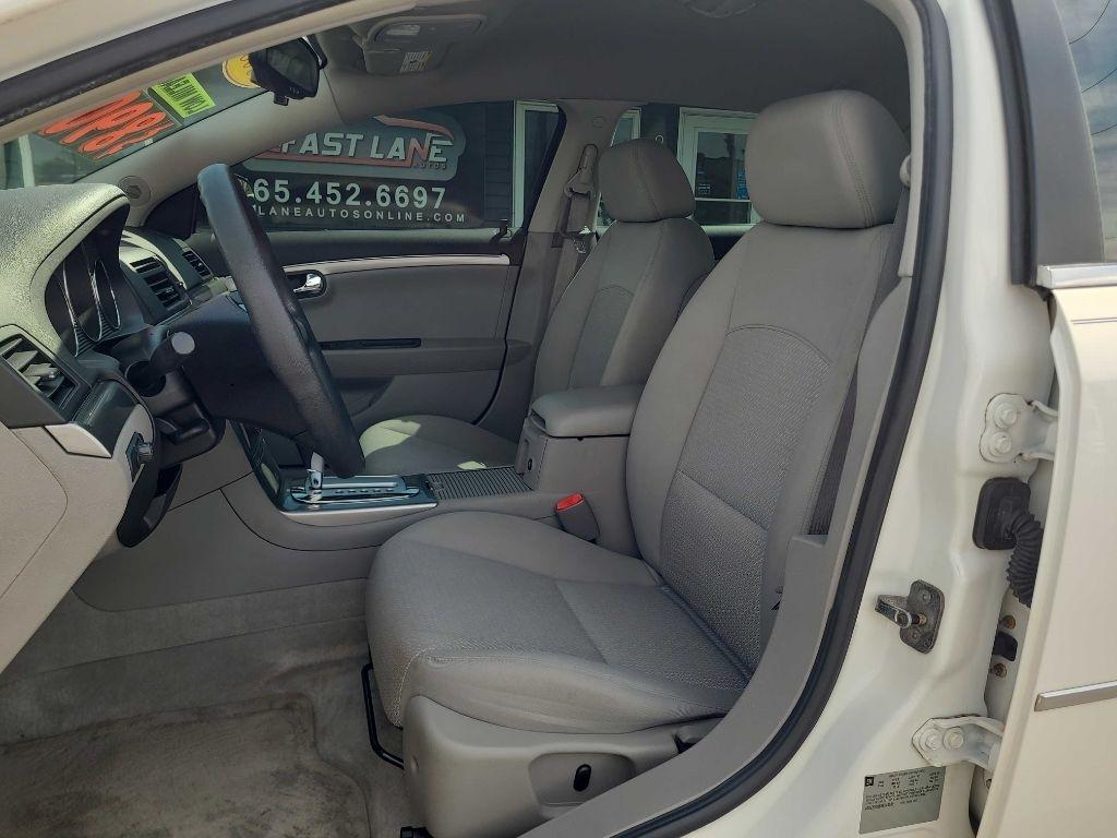 Saturn Aura 4dr Sdn XE 2008