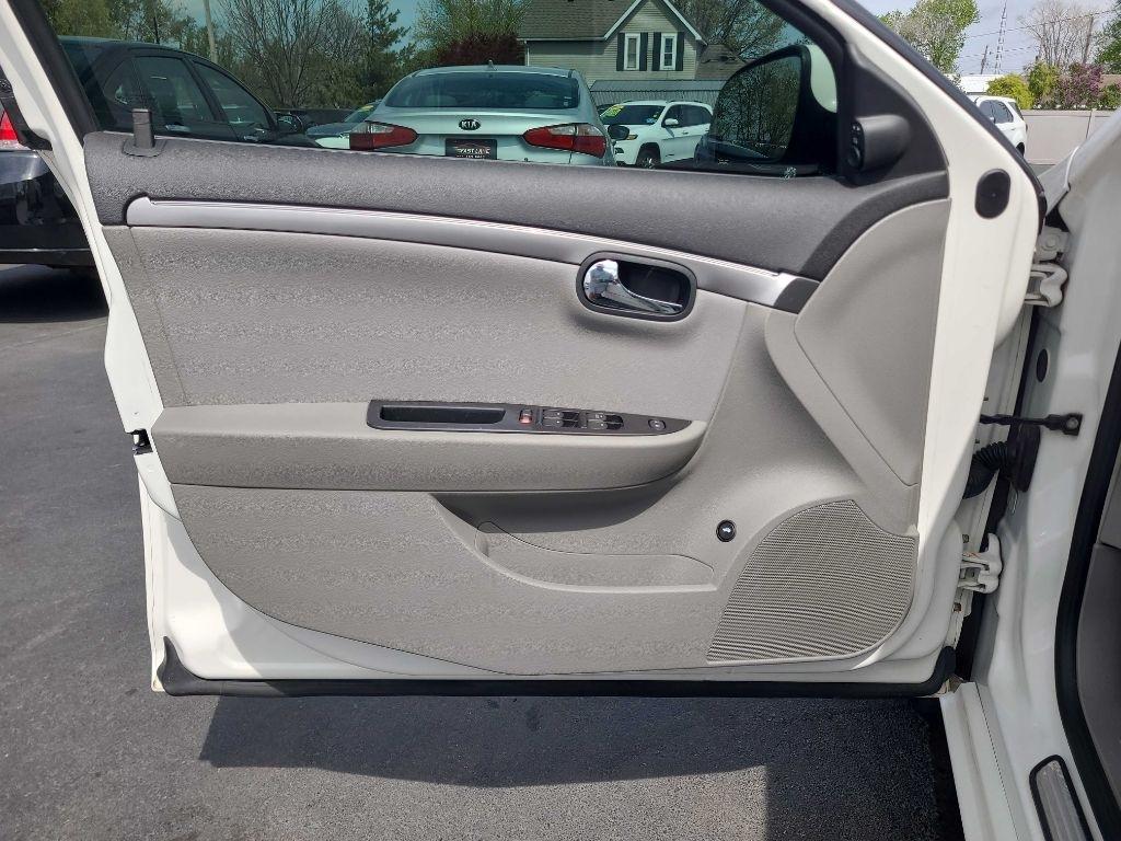 Saturn Aura 4dr Sdn XE 2008