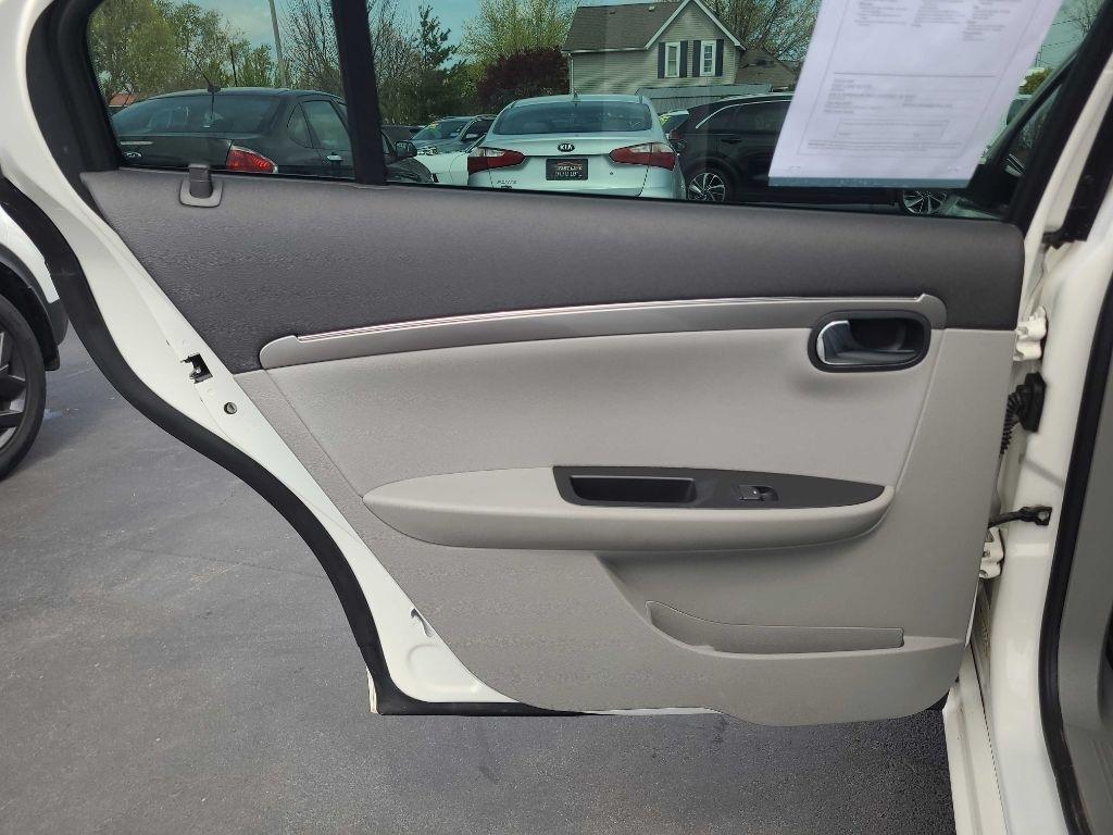 Saturn Aura 4dr Sdn XE 2008