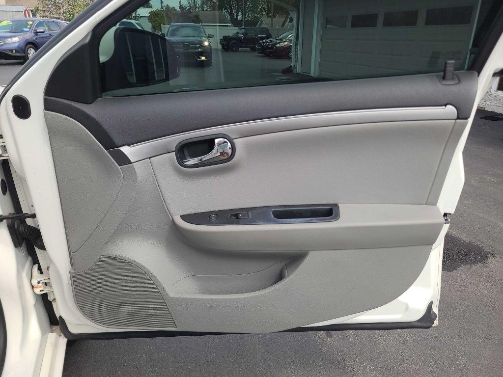 Saturn Aura 4dr Sdn XE 2008