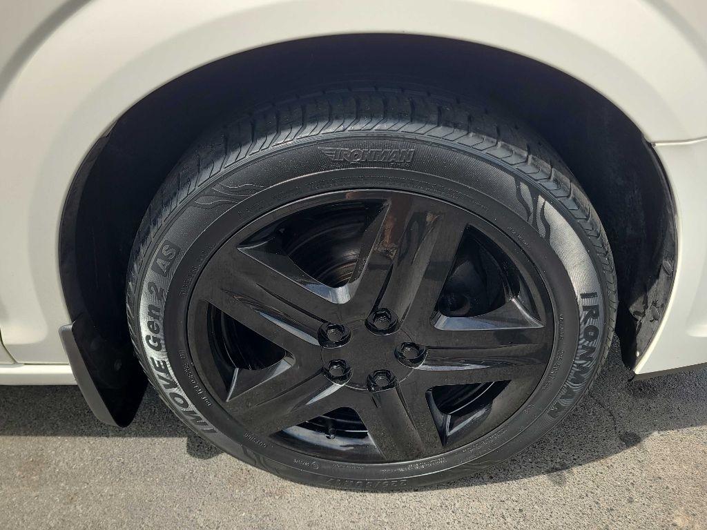 Saturn Aura 4dr Sdn XE 2008