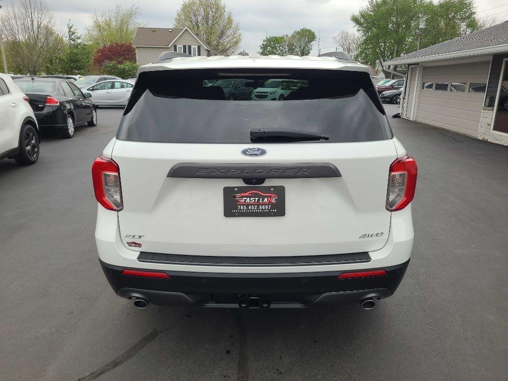 Ford Explorer XLT 4WD 2021