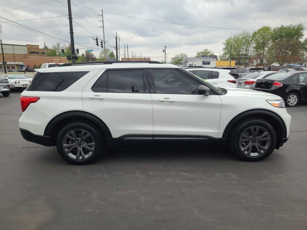 Ford Explorer XLT 4WD 2021