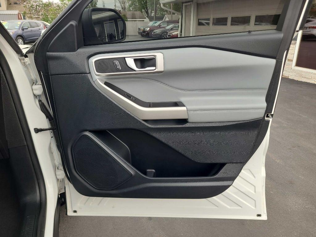 Ford Explorer XLT 4WD 2021