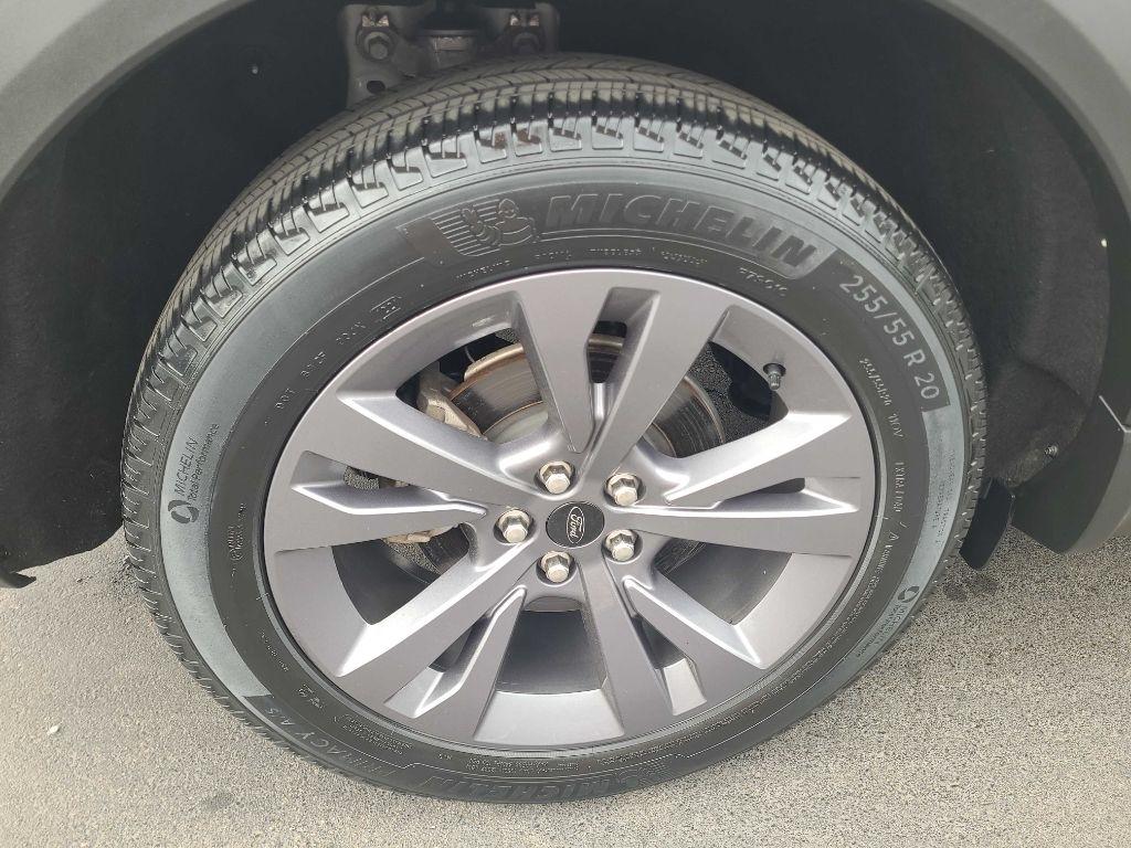 Ford Explorer XLT 4WD 2021