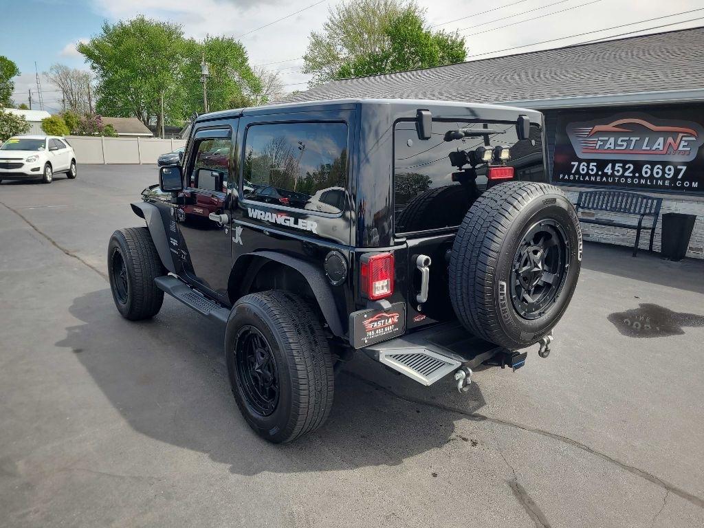 Jeep Wrangler 4WD 2dr Sahara 2014